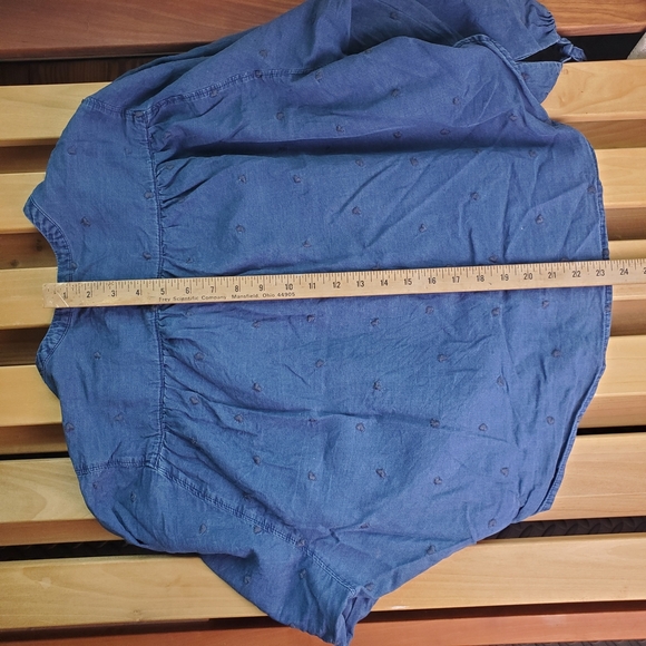 Old Navy Chambray Blue 3/4 Sleeve Blouse with Mandarin Collar. MED. Boho - Picture 8 of 11